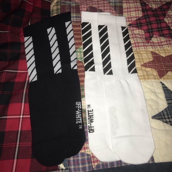 Off white Socks diagonal - Picture 1 of 1